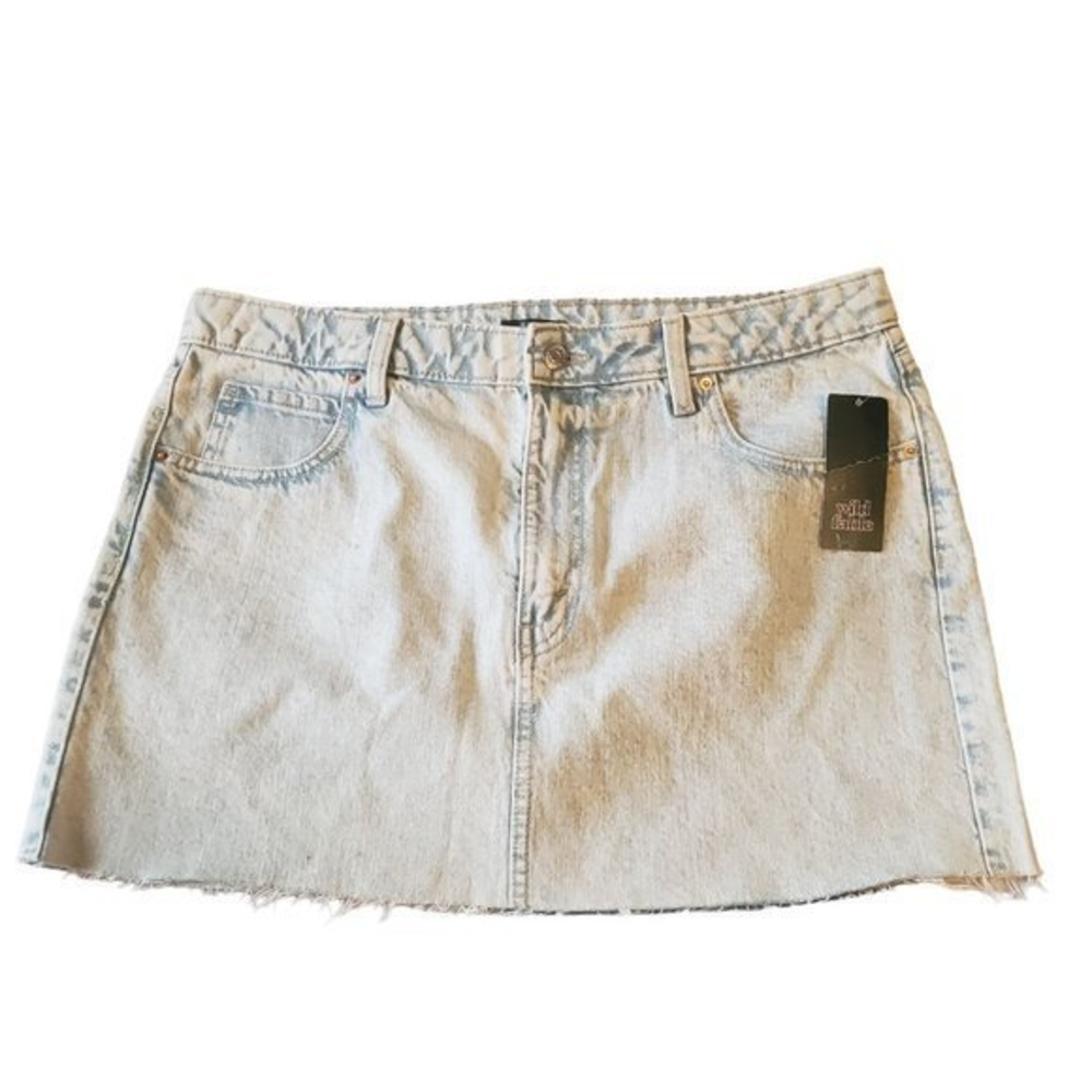 Wild Fable NWT Light Denim‎ Frayed Edge Bottom  Y2K Size 14